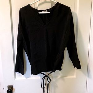 Humanoid top with fun details